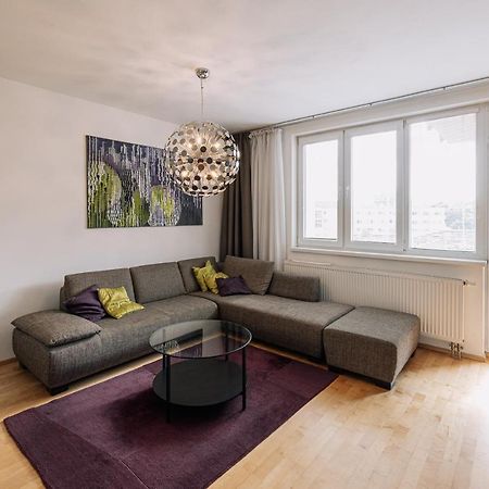 Apartment Family Bratislava Parking Slot Included! Exterior photo